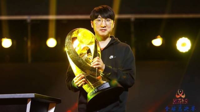 夏奇拉用实 夏奇拉用实